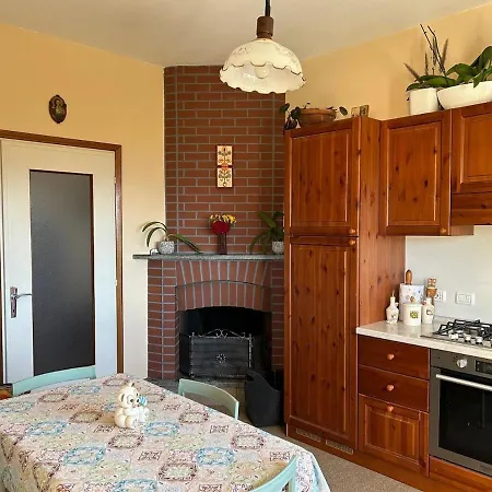 Nyaraló Casa Fiorita, Luino, Il Tempo Rallenta Tra E Fiori Luino