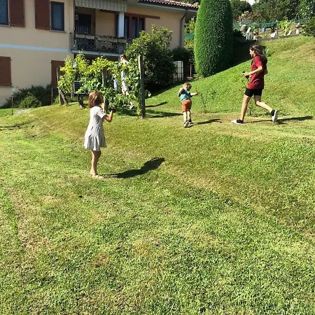 Dom wakacyjny Casa Fiorita, Luino, Il Tempo Rallenta Tra E Fiori