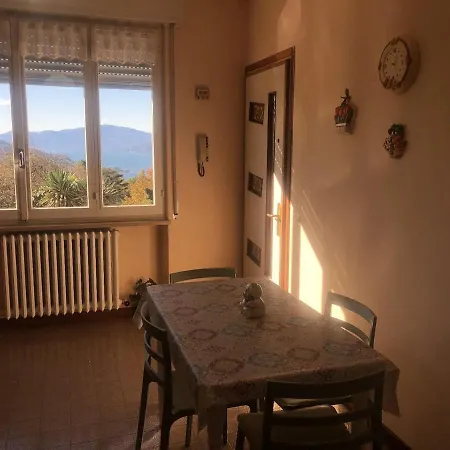 Prázdninový dům Casa Fiorita, Luino, Il Tempo Rallenta Tra E Fiori Luino