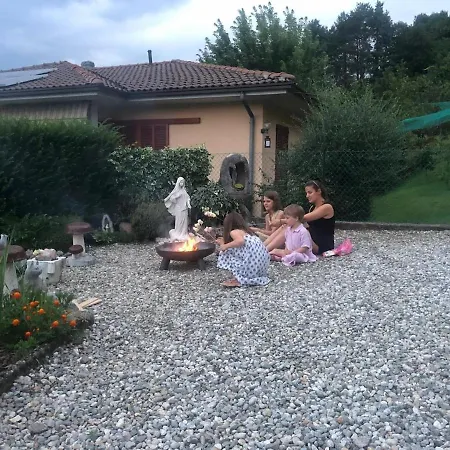 Casa Fiorita, Luino, Il Tempo Rallenta Tra E Fiori Dom wakacyjny *