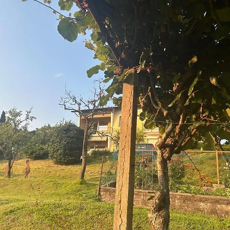 Casa Fiorita, Luino, Il Tempo Rallenta Tra E Fiori Prázdninový dům *