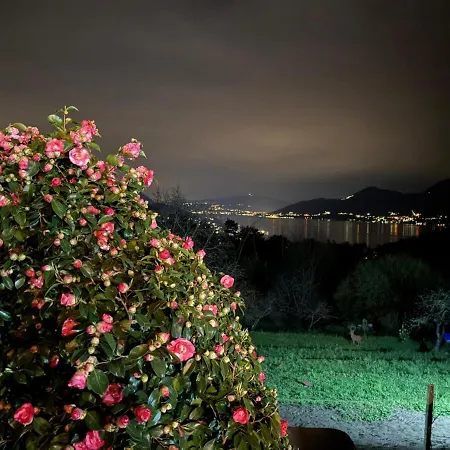 Casa Fiorita, Luino, Il Tempo Rallenta Tra E Fiori Luino