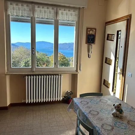 Casa Fiorita, Luino, Il Tempo Rallenta Tra E Fiori * Luino