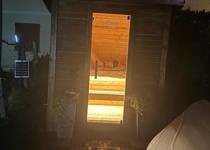 Nyaraló Casa Fiorita, Luino, Il Tempo Rallenta Tra E Fiori Luino