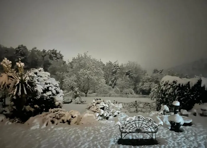 Nyaraló Casa Fiorita, Luino, Il Tempo Rallenta Tra E Fiori Luino