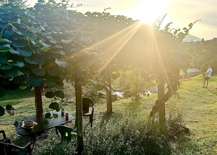 Casa Fiorita, Luino, Il Tempo Rallenta Tra E Fiori Holiday home Luino