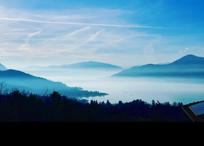 Casa Fiorita, Luino, Il Tempo Rallenta Tra E Fiori Nyaraló Luino