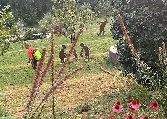 Holiday home Casa Fiorita, Luino, Il Tempo Rallenta Tra E Fiori