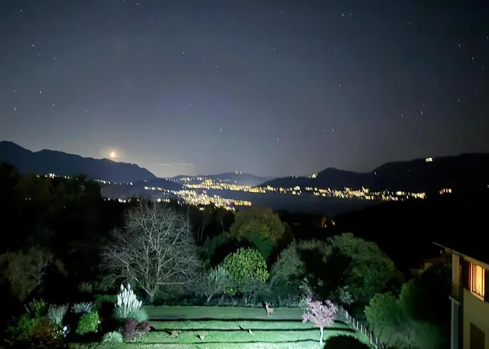 Casa Fiorita, Luino, Il Tempo Rallenta Tra E Fiori Holiday home
