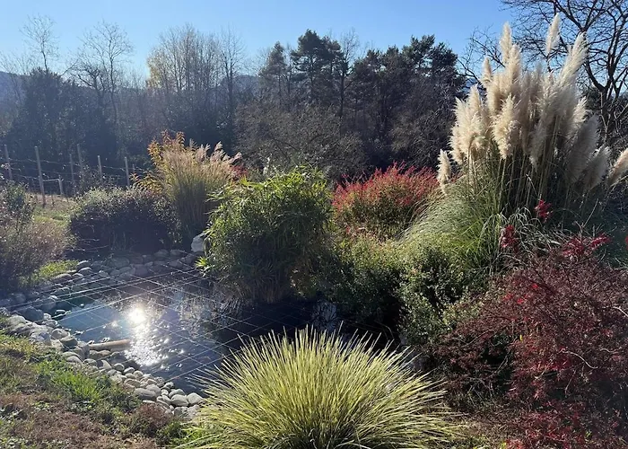 Casa Fiorita, Luino, Il Tempo Rallenta Tra E Fiori Nyaraló Luino