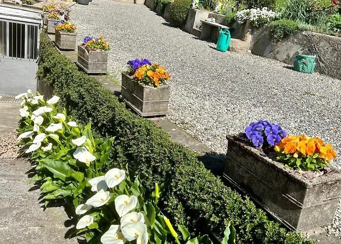 Nyaraló Casa Fiorita, Luino, Il Tempo Rallenta Tra E Fiori *