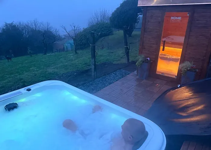 Casa Fiorita, Luino, Il Tempo Rallenta Tra E Fiori