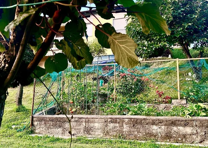Nyaraló Casa Fiorita, Luino, Il Tempo Rallenta Tra E Fiori Luino